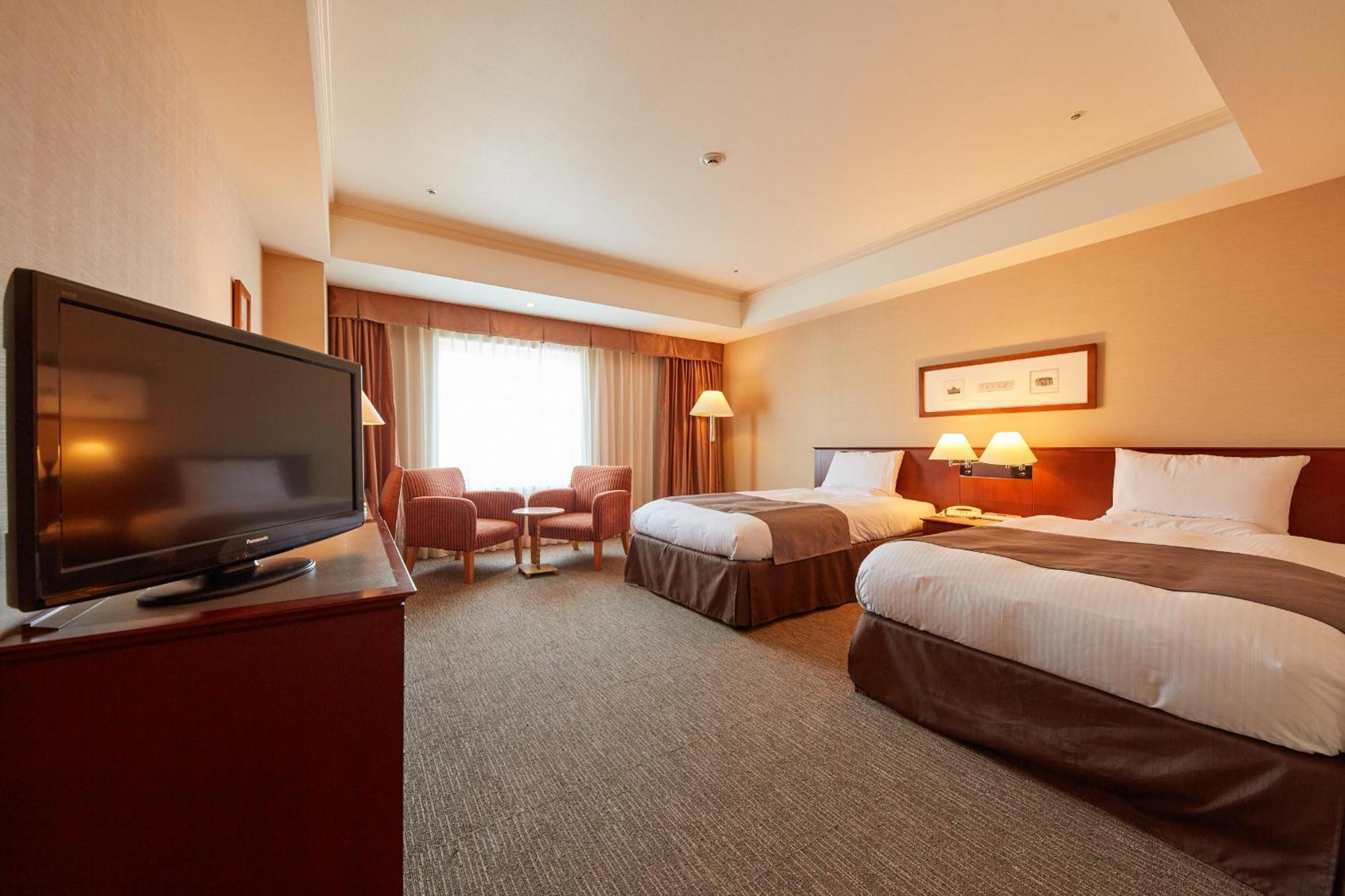 Rembrandt Hotel Эбина Экстерьер фото