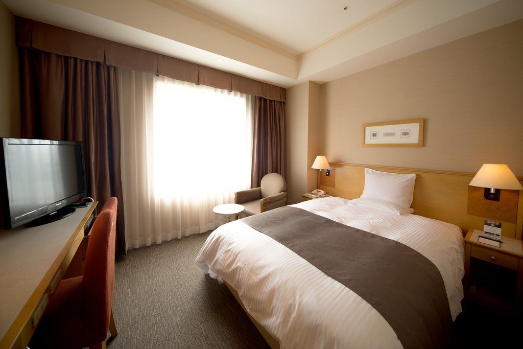 Rembrandt Hotel Эбина Экстерьер фото